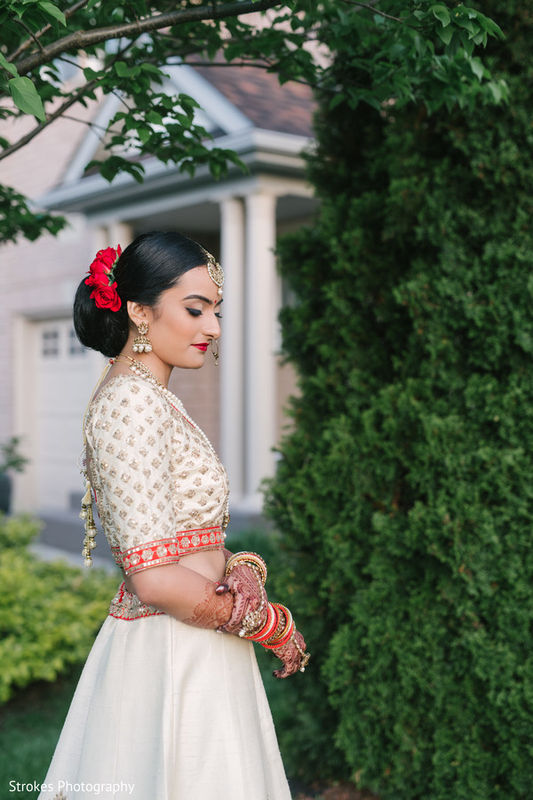 spring-indian-wedding-aditi-bridal-portrait