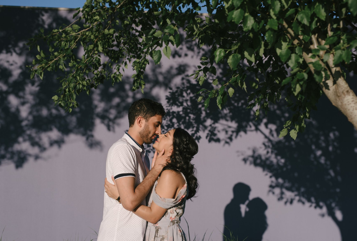 Niagara winery engagement photos